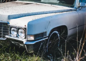 denunciar un auto abandonado en la calle